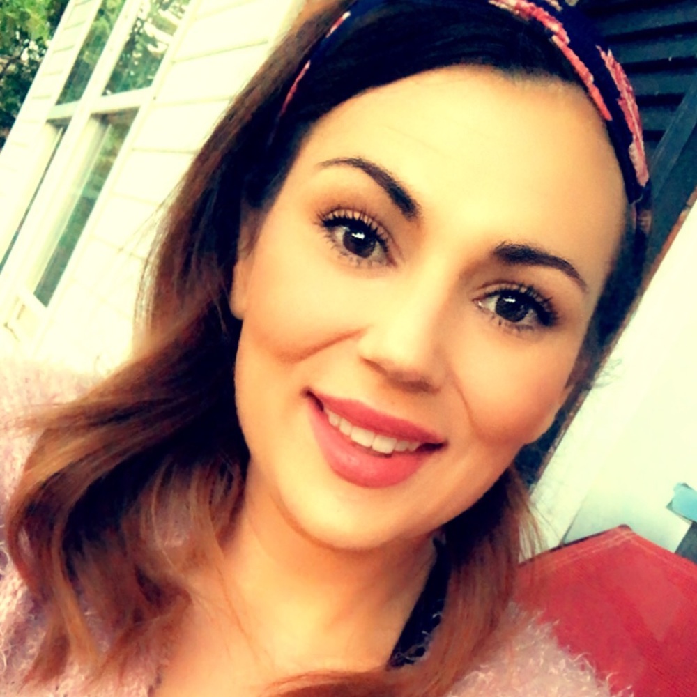 Meet your Posher, Stephanie